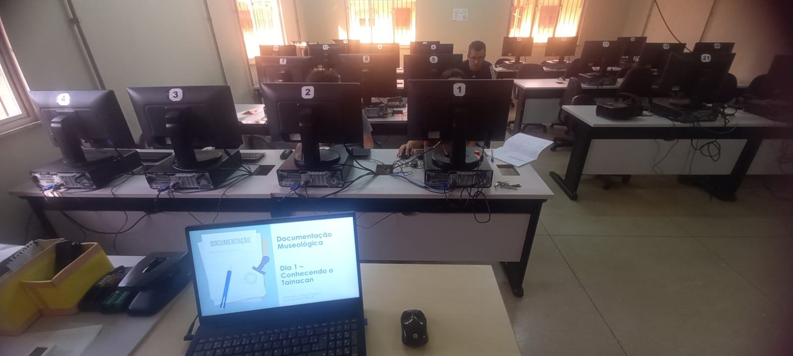 Registro do minicurso de Tainacan em Soure, 2024.